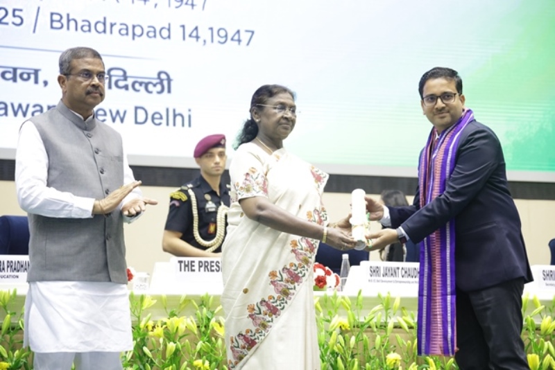 Prof. P.B.Pawar received National Teachers Award 